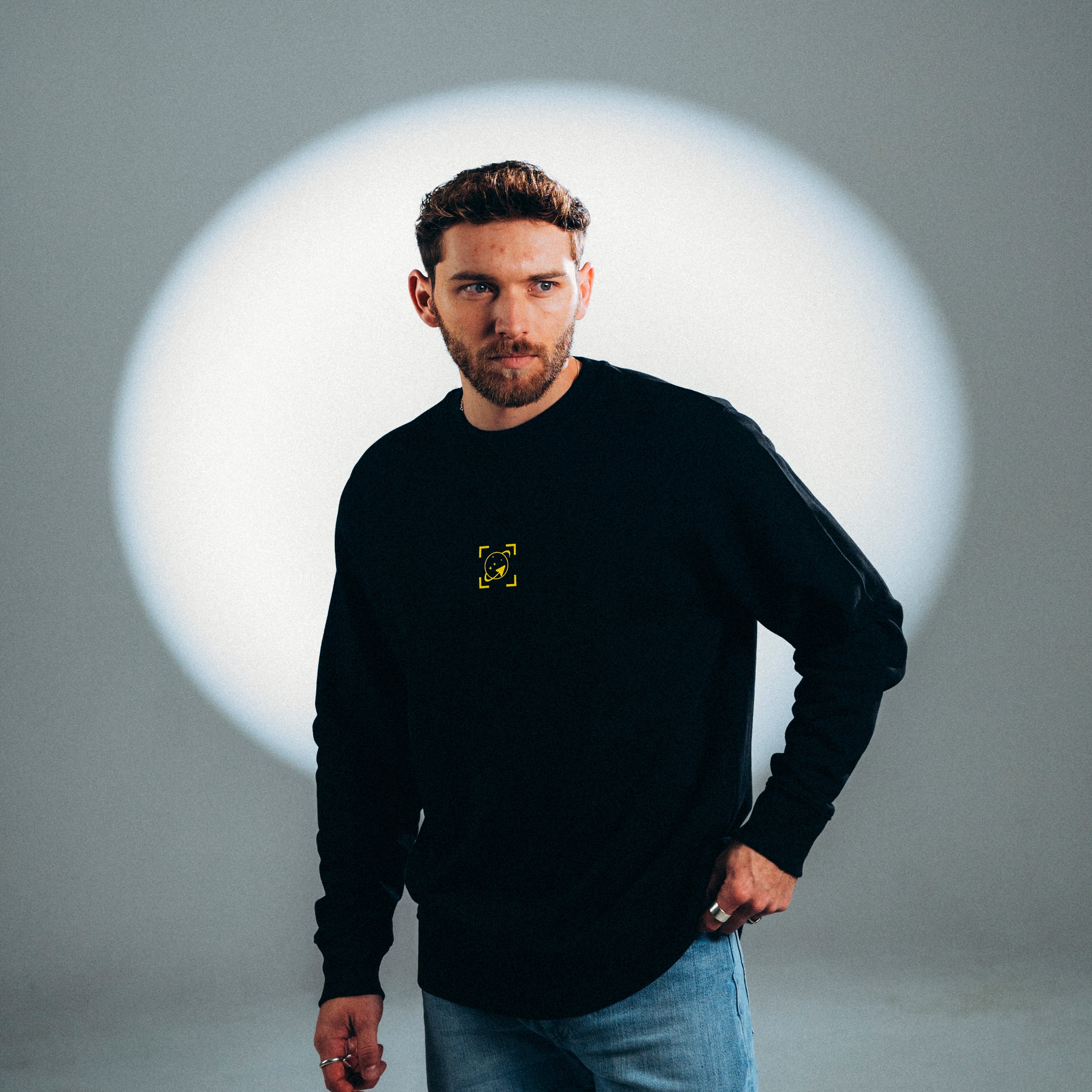 crewneck-unisexe-noir-air-machine-100-coton-biologique