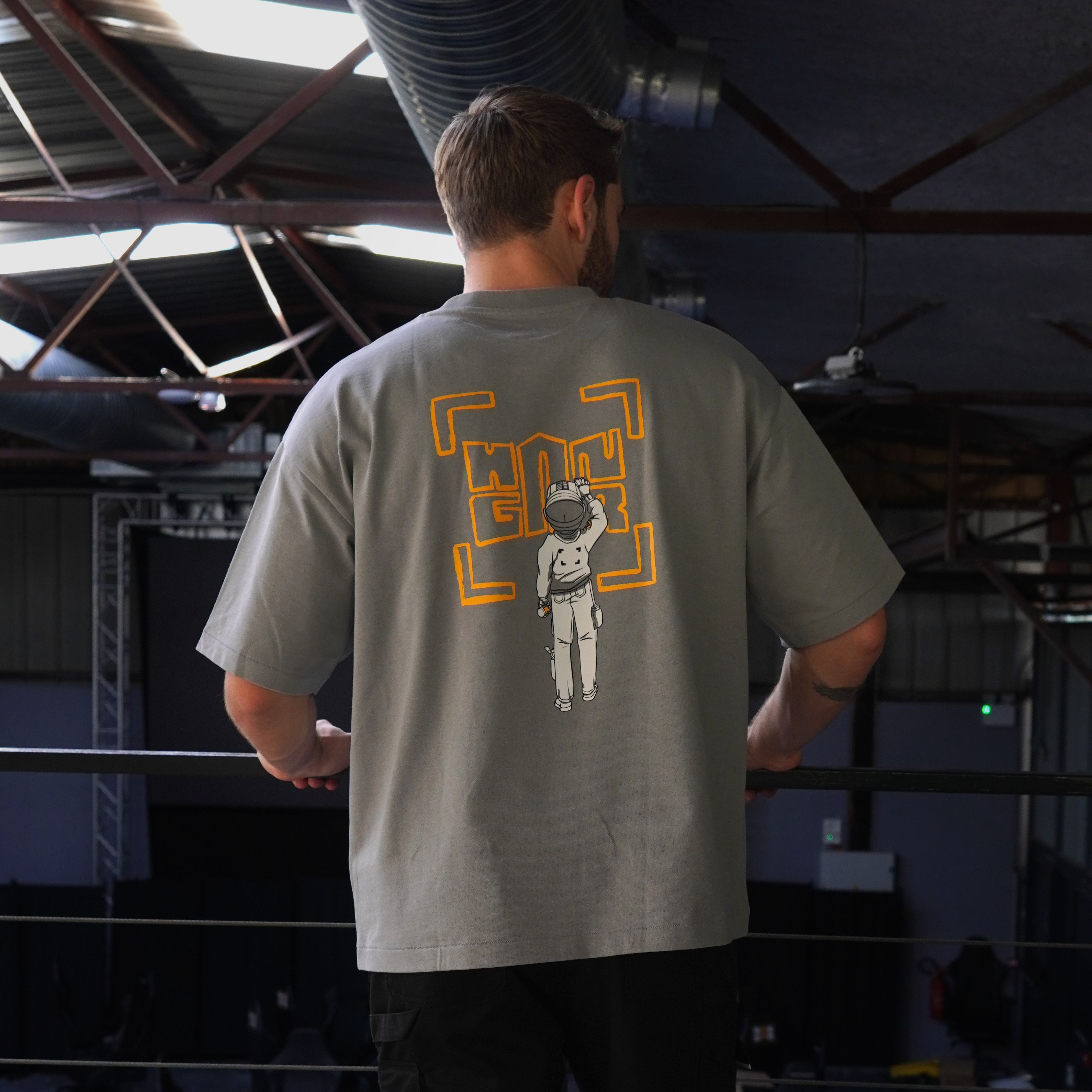 T-shirt Casual × Hangar