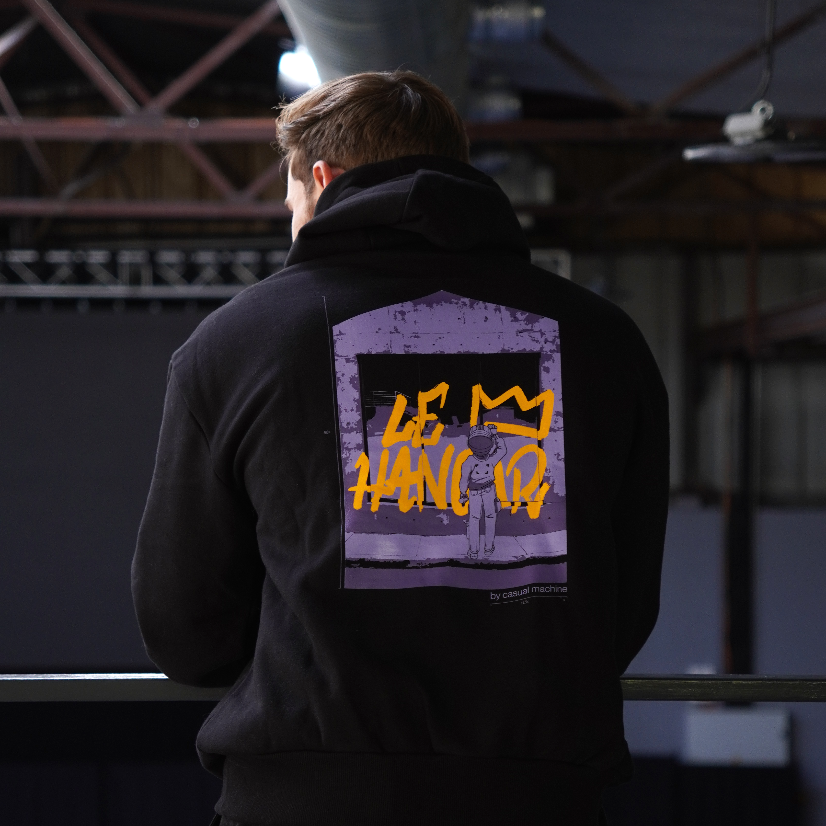 Hoodie Casual × Hangar